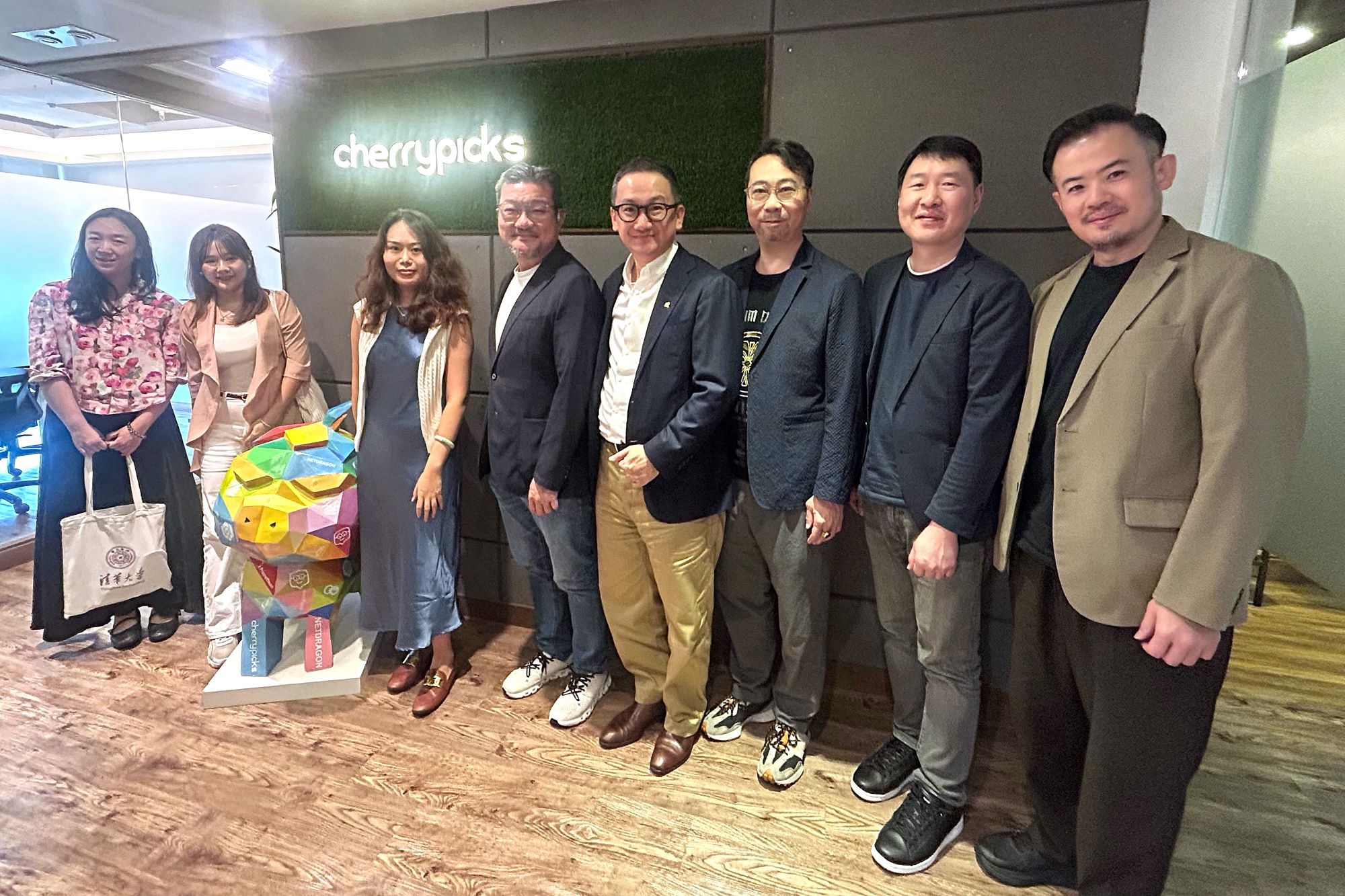 HKBU IIT delegation visits Cherrypicks to advance cross-market innovation and strategic exchanges 